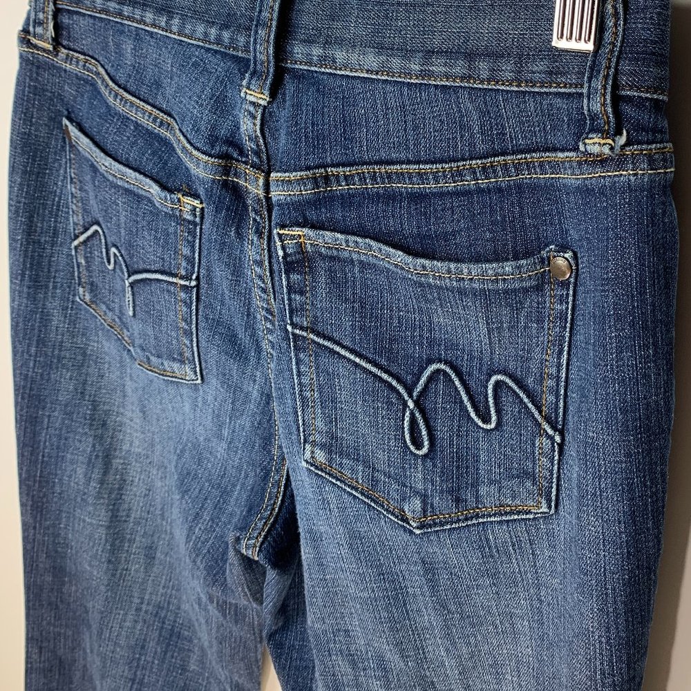 3/$25 Mossimo Premium Size 2 Straight Leg Jeans